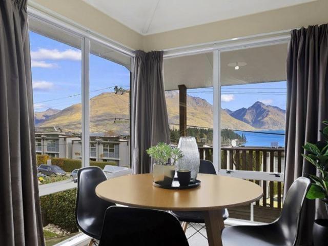 Vila Ultimate Convenience, Walk-To-Town Townhouse Queenstown Exteriér fotografie