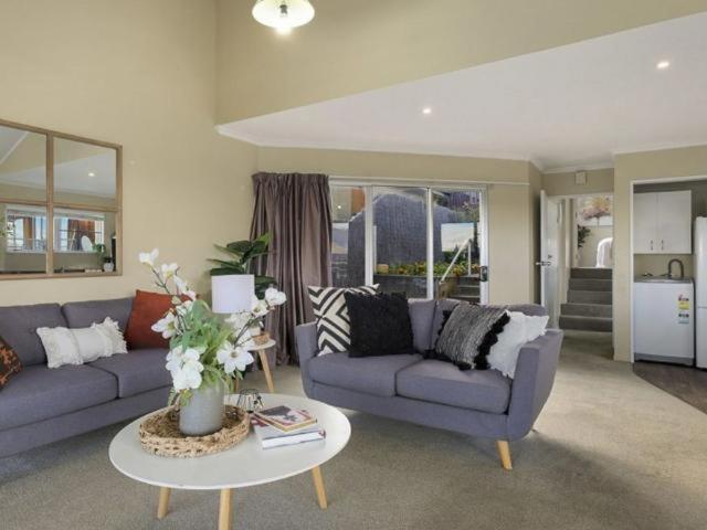 Vila Ultimate Convenience, Walk-To-Town Townhouse Queenstown Exteriér fotografie